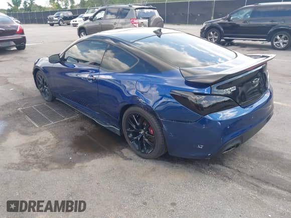 2015 Hyundai Genesis Coupe 3.8L Base с VIN KMHHU6KJ2FU123585, выставлен на аукционе IAAI как лот 42437976 с пробегом 88 121 миль миль и . История ставок и продаж доступна на DreamBid. Изображение 3.