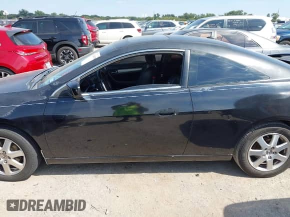 2005 Honda Accord EX-L с VIN 1HGCM82645A002368, выставлен на аукционе IAAI как лот 43335479 с пробегом 255 634 миль миль и . История ставок и продаж доступна на DreamBid. Изображение 14.