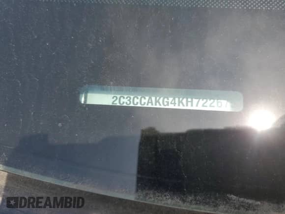 2019 Chrysler 300 Limited с VIN 2C3CCAKG4KH722675, выставлен на аукционе Copart как лот 58576765 с пробегом Не указан миль и На запчасти • Non repairable. История ставок и продаж доступна на DreamBid. Изображение 13.