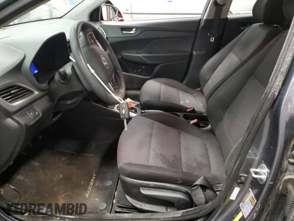 2018 Hyundai Accent SE z VIN 3KPC24A36JE028465, wystawiony jako Copart lot #49581245 z przebiegiem 62 357 mil mil oraz Szkoda całkowita • Salvage title. Historia ofert i sprzedaży dostępna na DreamBid. Obrazek 7.