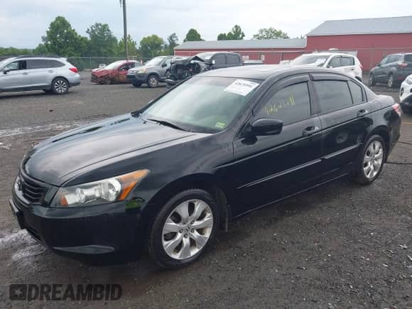 2009 Honda Accord EX-L z VIN 1HGCP25859A130111, wystawiony jako IAAI lot #42625591 z przebiegiem 143 255 mil mil oraz . Historia ofert i sprzedaży dostępna na DreamBid. Obrazek 17.