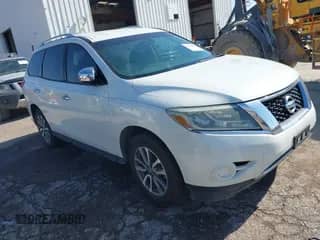 2013 Nissan Pathfinder SL with VIN 5N1AR2MM9DC628366, listed as a IAAI auction lot 42915626 with 145,005 mi miles and . Bid and sale history available at DreamBid. Image 1.