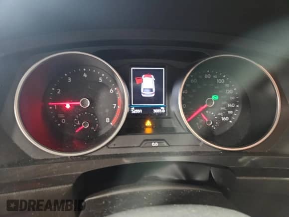 2020 Volkswagen Tiguan S с VIN 3VV0B7AX2LM033406, выставлен на аукционе Copart как лот 70865905 с пробегом 52 991 миль миль и Списание • Salvage title. История ставок и продаж доступна на DreamBid. Изображение 9.