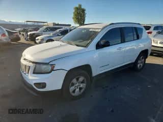 2015 Jeep Compass Sport with VIN 1C4NJCBA1FD208934, listed as a Copart auction lot 86900315 with 158,531 mi miles and Salvage title. Bid and sale history available at DreamBid. Image 1.