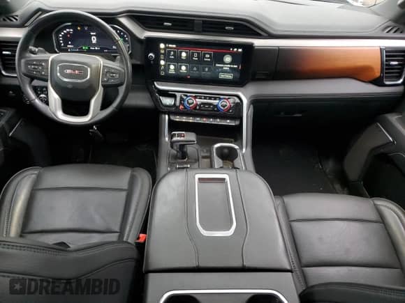 2022 GMC Sierra 1500 Denali z VIN 3GTUUGEL1NG528764, wystawiony jako Copart lot #50008095 z przebiegiem 43 855 mil mil oraz Szkoda całkowita • Salvage title. Historia ofert i sprzedaży dostępna na DreamBid. Obrazek 8.