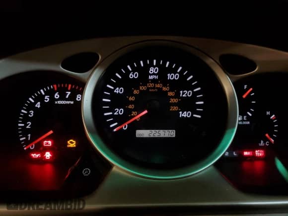 2004 Toyota Highlander z VIN JTEEP21A840063515, wystawiony jako Copart lot #71485625 z przebiegiem 225 770 mil mil oraz Szkoda całkowita • Salvage title. Historia ofert i sprzedaży dostępna na DreamBid. Obrazek 9.