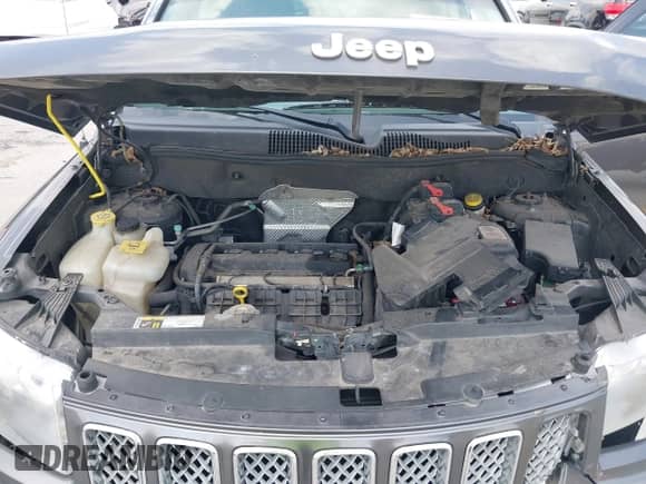 2016 Jeep Compass Latitude with VIN 1C4NJCEA4GD550410, listed as a IAAI auction lot 42442054 with 148,385 mi miles and . Bid and sale history available at DreamBid. Image 10.