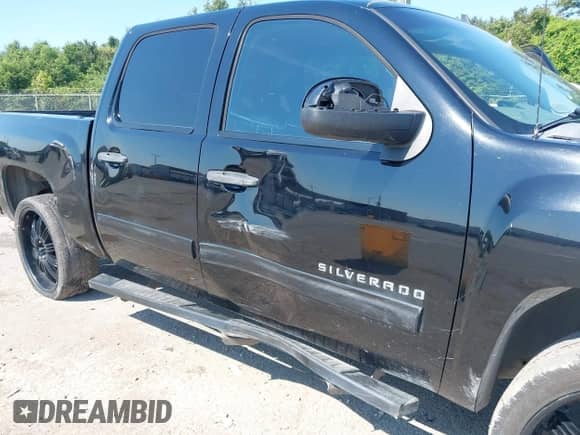 2013 Chevrolet Silverado 1500 LS z VIN 3GCPCREA2DG254323, wystawiony jako IAAI lot #43062136 z przebiegiem 225 967 mil mil oraz . Historia ofert i sprzedaży dostępna na DreamBid. Obrazek 6.