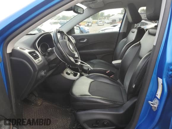 2019 Jeep Compass Latitude с VIN 3C4NJDBB6KT734561, выставлен на аукционе Copart как лот 81652755 с пробегом 91 408 миль миль и Списание • Salvage title. История ставок и продаж доступна на DreamBid. Изображение 7.