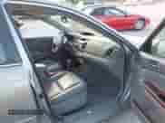 2005 Toyota Camry XLE with VIN 4T1BF30K95U613997, listed as a IAAI auction lot 43348925 with 122,617 mi miles and . Bid and sale history available at DreamBid. Image 5.