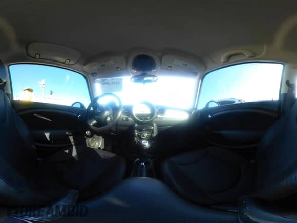 2011 MINI Hardtop с VIN WMWSU3C51BT099531, выставлен на аукционе IAAI как лот 42944896 с пробегом 164 779 миль миль и . История ставок и продаж доступна на DreamBid. Изображение 19.