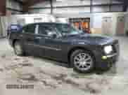 2010 Chrysler 300 C с VIN 2C3CK6CT9AH113804, выставлен на аукционе Copart как лот 69783475 с пробегом 109 874 миль миль и Чистый • Clean title. История ставок и продаж доступна на DreamBid. Изображение 4.