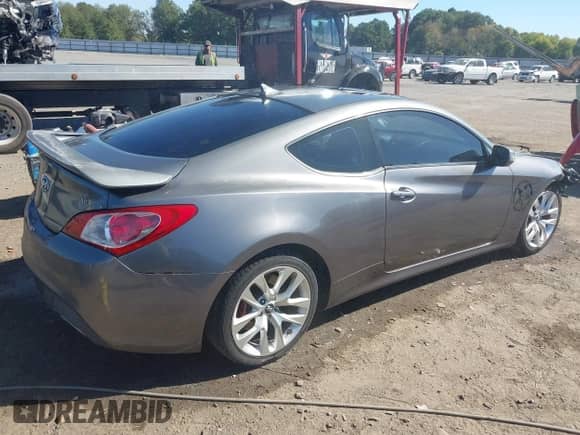 2012 Hyundai Genesis Coupe R-Spec с VIN KMHHU6KH1CU066482, выставлен на аукционе IAAI как лот 43473143 с пробегом 157 314 миль миль и . История ставок и продаж доступна на DreamBid. Изображение 4.