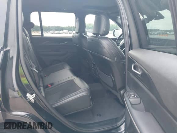 2023 Jeep Grand Cherokee Altitude with VIN 1C4RJGAG8PC648073, listed as a IAAI auction lot 42338453 with 30,505 mi miles and . Bid and sale history available at DreamBid. Image 8.