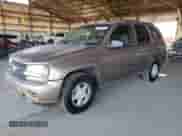 2002 Chevrolet TrailBlazer LS with VIN 1GNDS13S522504024, listed as a Copart auction lot 84832035 with 161,869 mi miles and Salvage title. Bid and sale history available at DreamBid. Image 1.