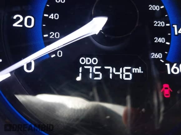 2013 Hyundai Sonata Limited z VIN KMHEC4A43DA097471, wystawiony jako IAAI lot #41647269 z przebiegiem 175 746 mil mil oraz . Historia ofert i sprzedaży dostępna na DreamBid. Obrazek 15.