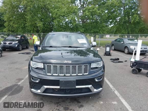2016 Jeep Grand Cherokee Summit с VIN 1C4RJFJG5GC337372, выставлен на аукционе IAAI как лот 42998534 с пробегом 134 572 миль миль и . История ставок и продаж доступна на DreamBid. Изображение 13.