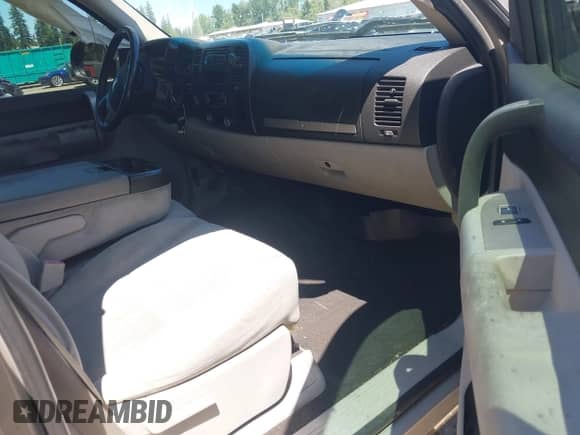 2007 Chevrolet Silverado 1500 1LT с VIN 1GCEK19C77Z560378, выставлен на аукционе IAAI как лот 42632954 с пробегом 293 087 миль миль и . История ставок и продаж доступна на DreamBid. Изображение 5.