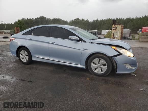 2015 Hyundai Sonata z VIN KMHEC4A45FA134684, wystawiony jako Copart lot #81883545 z przebiegiem 265 459 mil mil oraz Szkoda całkowita • Salvage title. Historia ofert i sprzedaży dostępna na DreamBid. Obrazek 4.