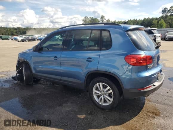 2017 Volkswagen Tiguan S с VIN WVGAV7AX4HK007426, выставлен на аукционе Copart как лот 80451345 с пробегом 59 653 миль миль и Списание • Salvage title. История ставок и продаж доступна на DreamBid. Изображение 2.