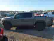 2023 Nissan Frontier Pro-X с VIN 1N6ED1EJ6PN637535, выставлен на аукционе IAAI как лот 43401089 с пробегом 32 221 миль миль и . История ставок и продаж доступна на DreamBid. Изображение 14.