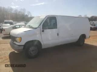 1996 Ford Econoline Cargo с VIN 1FTEE14Y6THB44560, выставлен на аукционе Copart как лот 48748825 с пробегом 92 895 миль миль и Списание • Salvage title. История ставок и продаж доступна на DreamBid. Изображение 1.
