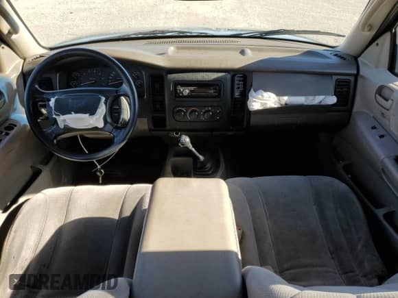 2001 Dodge Dakota Sport with VIN 1B7GL2AX31S212099, listed as a Copart auction lot 44619795 with 225,761 mi miles and Salvage title. Bid and sale history available at DreamBid. Image 8.