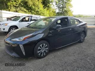 2019 Toyota Prius LE с VIN JTDL9RFU8K3011461, выставлен на аукционе Copart как лот 67965155 с пробегом 88 862 миль миль и Списание • Salvage title. История ставок и продаж доступна на DreamBid. Изображение 1.