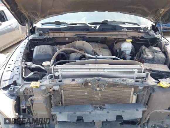 2019 Ram 1500 Big Horn z VIN 1C6RR6LT4KS665259, wystawiony jako IAAI lot #42719664 z przebiegiem 157 527 mil mil oraz . Historia ofert i sprzedaży dostępna na DreamBid. Obrazek 10.