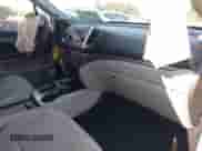 2018 Honda Pilot LX с VIN 5FNYF6H12JB034610, выставлен на аукционе IAAI как лот 42591104 с пробегом 61 766 миль миль и . История ставок и продаж доступна на DreamBid. Изображение 5.