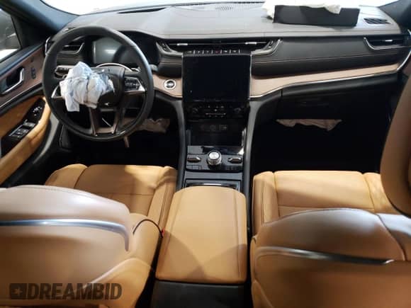 2024 Jeep Grand Cherokee Summit Reserve с VIN 1C4RJKEG3R8519631, выставлен на аукционе Copart как лот 84045824 с пробегом 10 601 миль миль и Списание • Salvage title. История ставок и продаж доступна на DreamBid. Изображение 8.