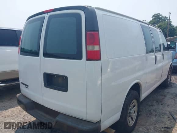 2011 Chevrolet Express Cargo with VIN 1GCSGAFX2B1112312, listed as a IAAI auction lot 42374896 with 140,571 mi miles and . Bid and sale history available at DreamBid. Image 4.