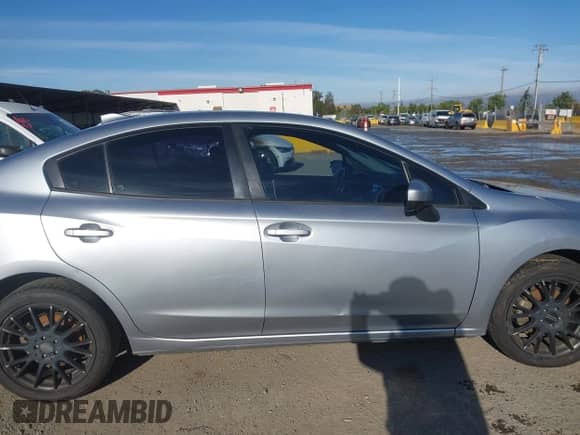 2017 Subaru Impreza Premium with VIN 4S3GKAD68H3611434, listed as a IAAI auction lot 43128256 with 145,290 mi miles and . Bid and sale history available at DreamBid. Image 14.