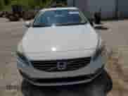 2015 Volvo S60 T5 Premier с VIN YV1612TK0F1344392, выставлен на аукционе Copart как лот 63926495 с пробегом 73 514 миль миль и Списание • Salvage title. История ставок и продаж доступна на DreamBid. Изображение 5.
