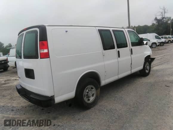 2017 Chevrolet Express Cargo с VIN 1GCWGAFF9H1286007, выставлен на аукционе IAAI как лот 42583430 с пробегом 257 665 миль миль и . История ставок и продаж доступна на DreamBid. Изображение 4.