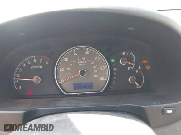 2008 Hyundai Elantra GLS with VIN KMHDU46D88U318892, listed as a IAAI auction lot 42677394 with 235,464 mi miles and . Bid and sale history available at DreamBid. Image 7.