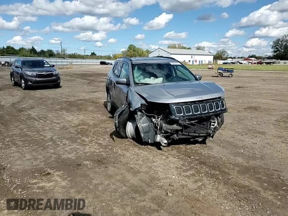 2018 Jeep Compass Latitude z VIN 3C4NJDBB8JT354863, wystawiony jako Copart lot #85850875 z przebiegiem 92 084 mil mil oraz Szkoda całkowita • Salvage title. Historia ofert i sprzedaży dostępna na DreamBid. Obrazek 14.