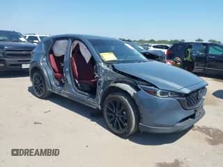 2024 Mazda CX-5 S Preferred z VIN JM3KFBCL6R0450877, wystawiony jako IAAI lot #43209438 z przebiegiem 28 373 mil mil oraz . Historia ofert i sprzedaży dostępna na DreamBid. Obrazek 1.