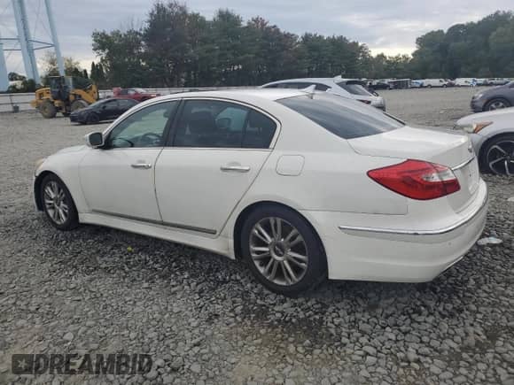 2012 Hyundai Genesis 4.6L с VIN KMHGC4DF9CU174363, выставлен на аукционе Copart как лот 80266865 с пробегом 162 049 миль миль и Списание • Salvage title. История ставок и продаж доступна на DreamBid. Изображение 2.