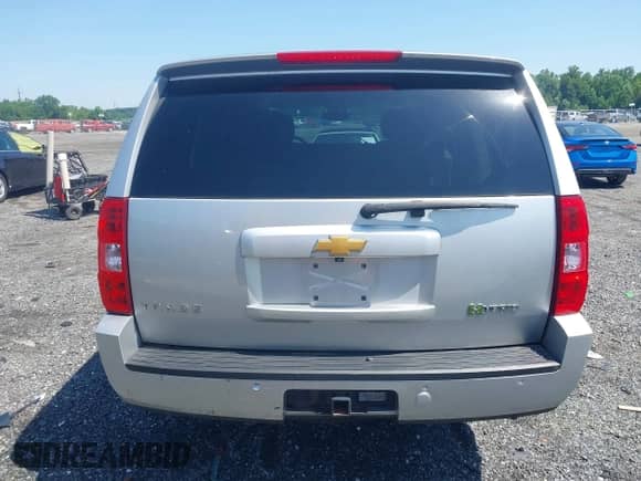 2012 Chevrolet Tahoe с VIN 1GNSKDFJ9CR143739, выставлен на аукционе IAAI как лот 42535181 с пробегом 90 422 миль миль и . История ставок и продаж доступна на DreamBid. Изображение 16.