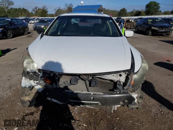 2011 Honda Accord EX-L с VIN 1HGCP2F80BA011855, выставлен на аукционе Copart как лот 81097294 с пробегом 134 060 миль миль и Списание • Salvage title. История ставок и продаж доступна на DreamBid. Изображение 5.