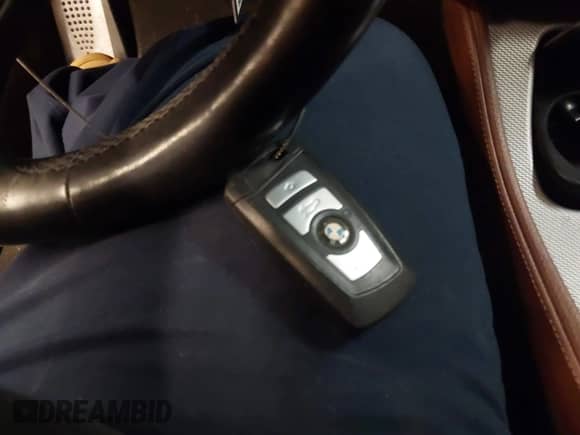 2011 BMW 5 Series 550i xDrive with VIN WBAFU9C58BC785389, listed as a IAAI auction lot 42623009 with 83,091 mi miles and . Bid and sale history available at DreamBid. Image 11.