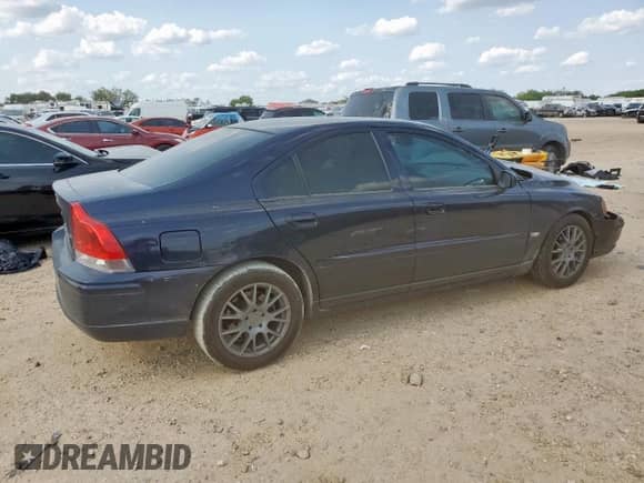 2006 Volvo S60 2.5L Turbo с VIN YV1RS592262515141, выставлен на аукционе Copart как лот 68087625 с пробегом 164 231 миль миль и Списание • Salvage title. История ставок и продаж доступна на DreamBid. Изображение 3.