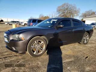 2013 Dodge Charger RT with VIN 2C3CDXDT3DH731025, listed as a Copart auction lot 40561264 with 117,228 mi miles and Salvage title. Bid and sale history available at DreamBid. Image 1.