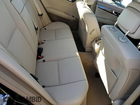 2008 Mercedes-Benz C 300 Sport with VIN WDDGF81X38F098611, listed as a Copart auction lot 82588075 with 38,175 mi miles and Salvage title. Bid and sale history available at DreamBid. Image 10.