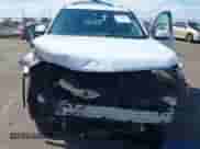 2018 Chevrolet Traverse LT Cloth z VIN 1GNEVGKW0JJ266512, wystawiony jako IAAI lot #43200304 z przebiegiem 101 892 mil mil oraz . Historia ofert i sprzedaży dostępna na DreamBid. Obrazek 6.