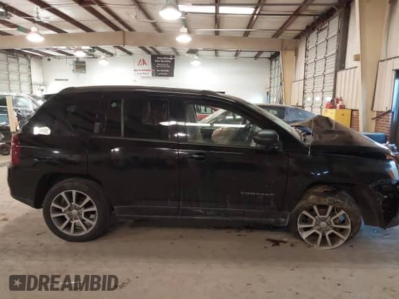 2016 Jeep Compass Sport с VIN 1C4NJDBB6GD657977, выставлен на аукционе IAAI как лот 41327931 с пробегом 203 315 миль миль и . История ставок и продаж доступна на DreamBid. Изображение 13.