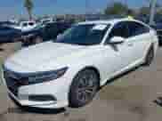 2018 Honda Accord EX z VIN 1HGCV3F4XJA008498, wystawiony jako IAAI lot #42832076 z przebiegiem 111 546 mil mil oraz . Historia ofert i sprzedaży dostępna na DreamBid. Obrazek 17.