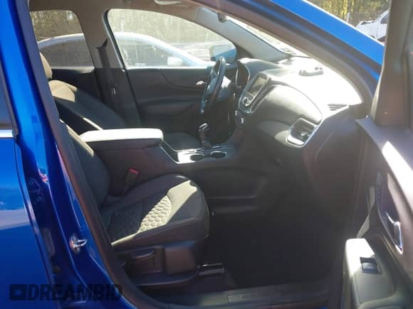 2019 Chevrolet Equinox LT с VIN 3GNAXUEV9KS592111, выставлен на аукционе IAAI как лот 43484856 с пробегом 82 544 миль миль и . История ставок и продаж доступна на DreamBid. Изображение 5.