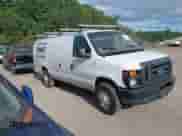 2013 Ford Econoline Cargo Commercial z VIN 1FTNS2EW1DDB05203, wystawiony jako IAAI lot #42777531 z przebiegiem 218 285 mil mil oraz . Historia ofert i sprzedaży dostępna na DreamBid. Obrazek 13.